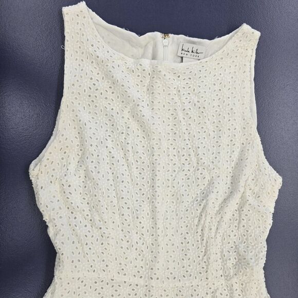 Nicole Miller NY Women's Dress Size 4 White Mini Zip Closure (A26) - Picture 3 of 11